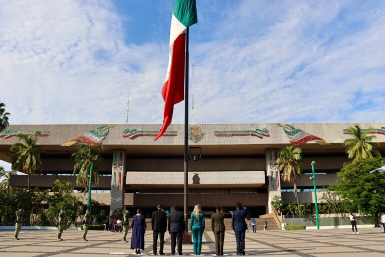 Encabeza Secretario de Agricultura aniversario del natalicio de José María Morelos y Pavón