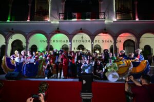 Desde el folclore hasta los sabores de la cocina mexicana, la UAS celebra con alegría y tradición las Fiestas Patrias en el corazón de su comunidad universitaria