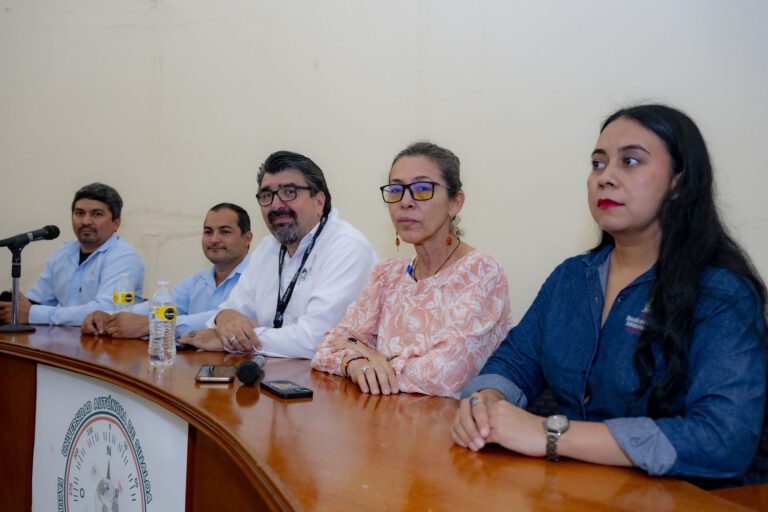 Con capacitación e investigación científica, la UAS y la Secretaría de Agricultura buscan fortalecer el combate al gusano barrenador en Sinaloa